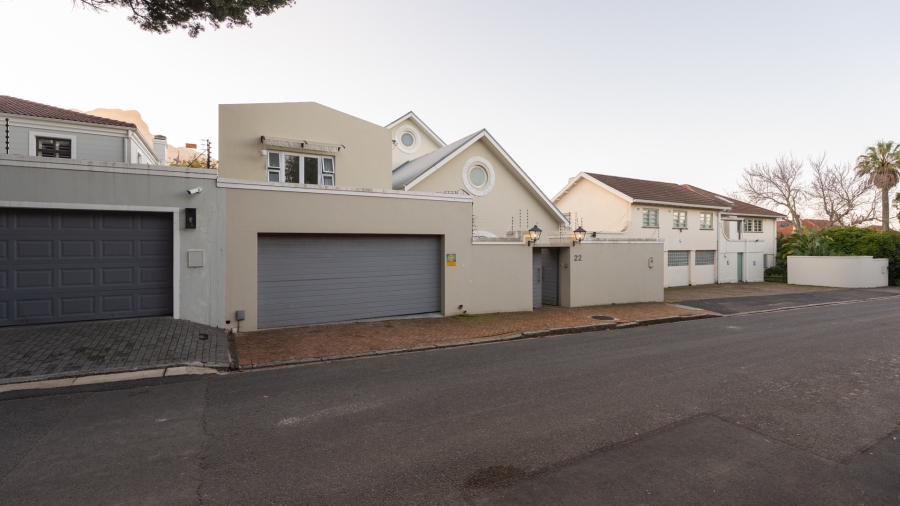 4 Bedroom Property for Sale in Claremont Upper Western Cape